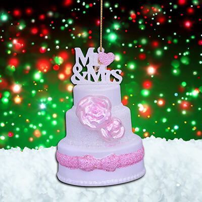 Vondels White Wedding Cake Mr & Mrs Christmas Tree Decoration (9.5cm)