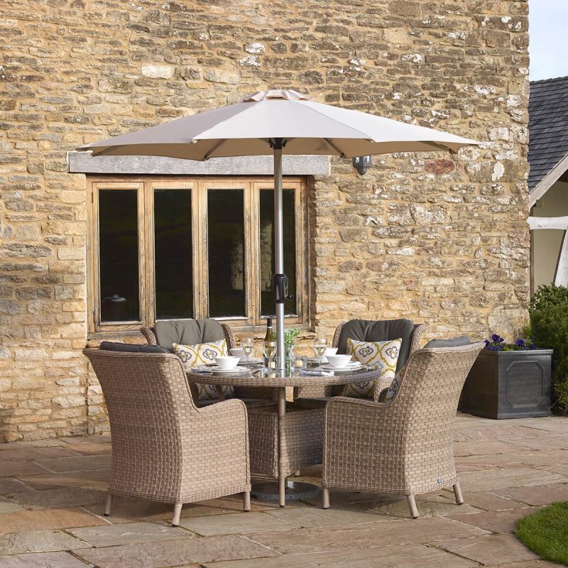 Bramblecrest Blenheim - Garden Dining Set with Parasol (4 Seater, Round)