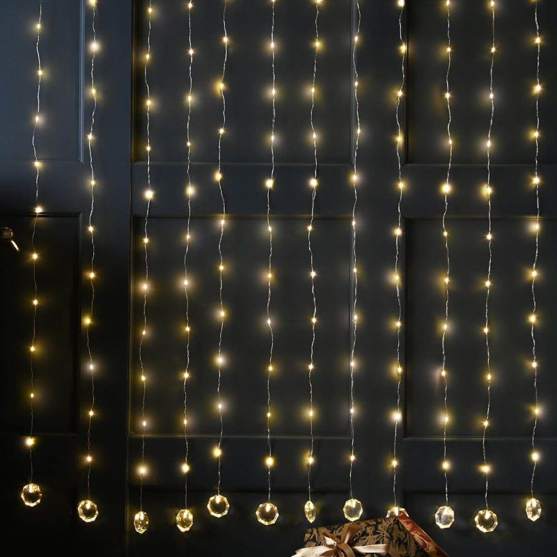 Dewdrop Snowing Curtain Light With Remote - Christmas (120cm Height)